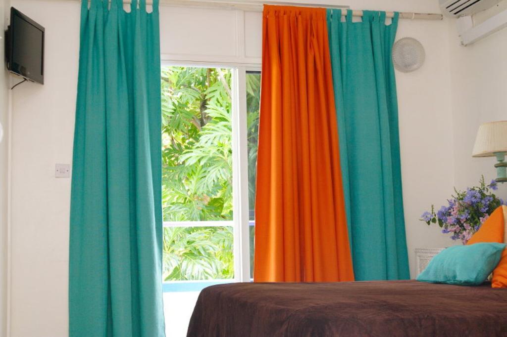 Castle Comfort Lodge Roseau Phòng bức ảnh